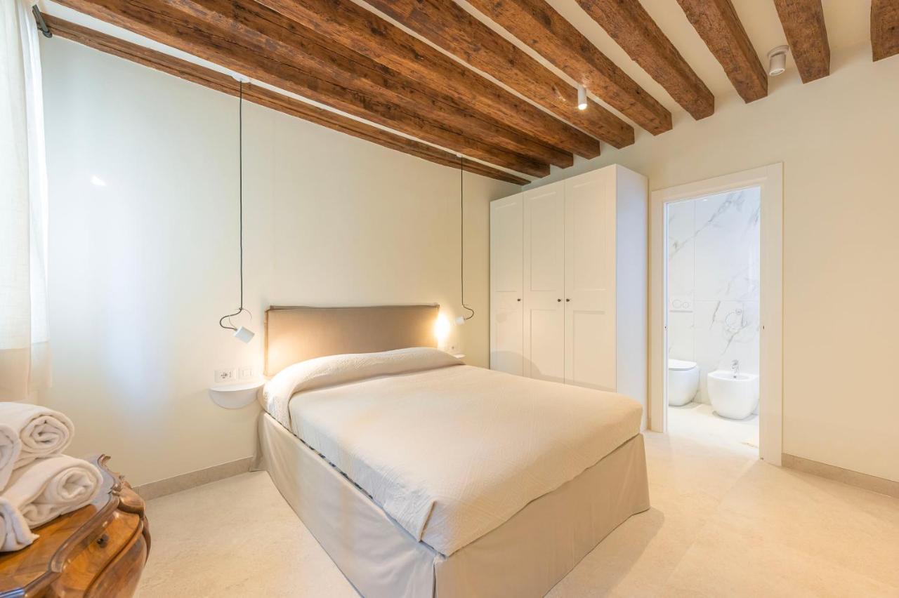 Grifalcon D'Oro - Venice City Center Buitenkant foto